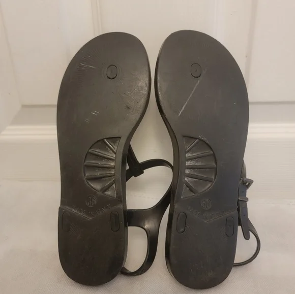Burberry Womens Size US 36  Thong T Strap Flat Jelly Sandals Black Nova Check - Picture 7 of 13